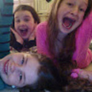 Meet your Posher, Fraya